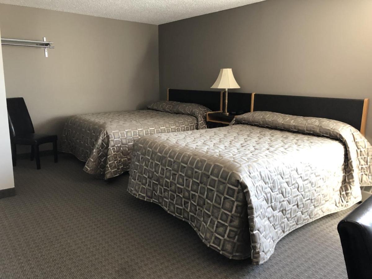Arbour Ridge Inn & Suites Kindersley Exteriér fotografie
